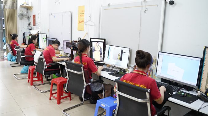 Máy in sơ đồ 2T Plotter trong môi trường sản xuất