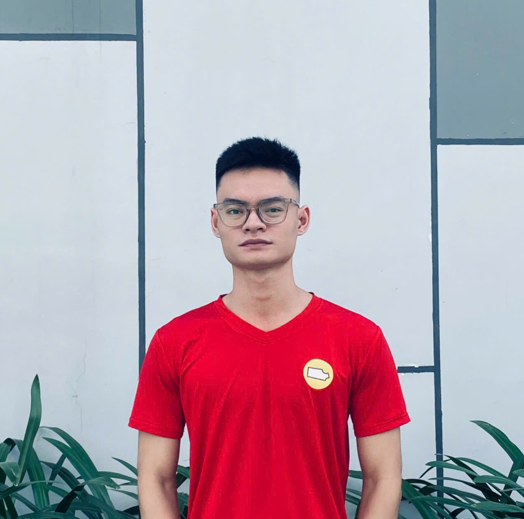 Chân dung Hoàng Nam